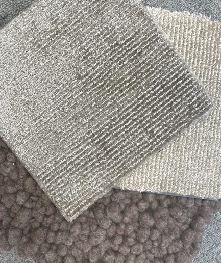 James 002 : 120 x 180 cm